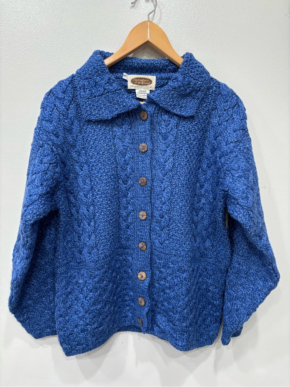 Sweaters Of Ireland Pure New Merino Wool Button Down Sweaters Women’s Size Small